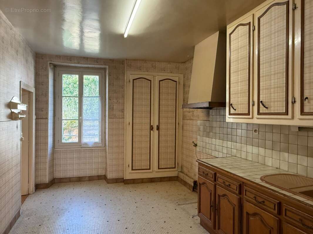 Maison 148 m² à La Chatre  - photo 5