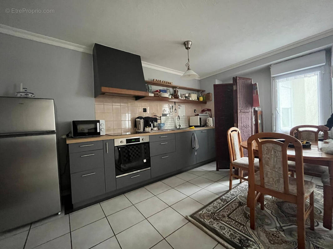 Appartement à PLOUNEVEZ-LOCHRIST