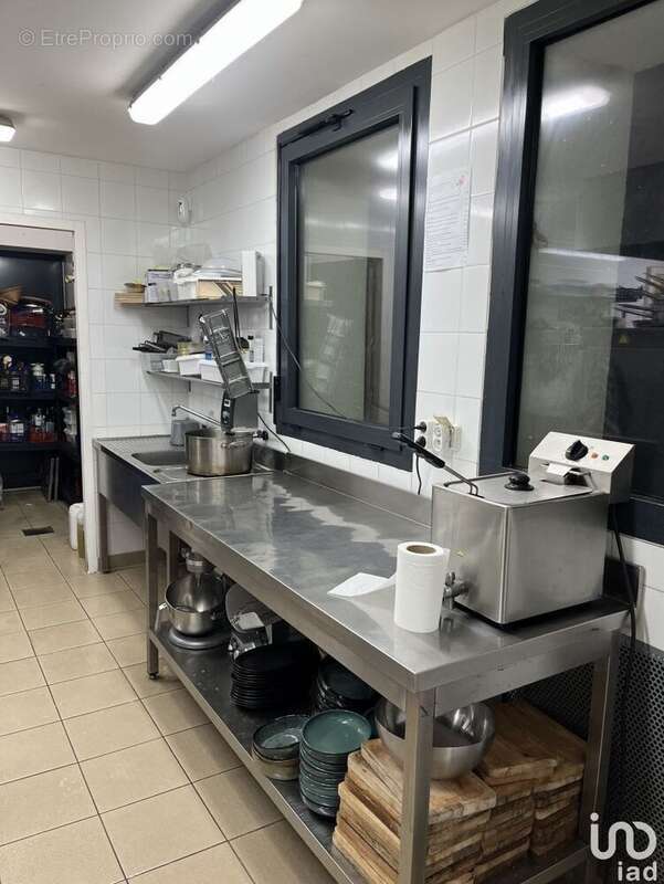 Photo 8 - Commerce à THEZAN-LES-BEZIERS