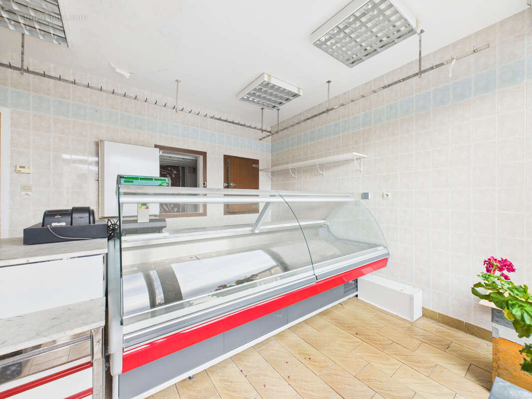 Appartement à CAYRES