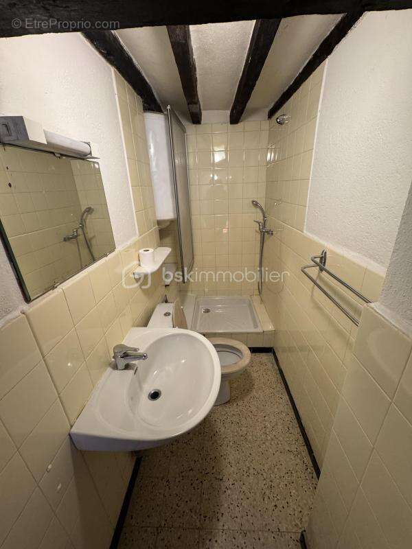 Appartement à GREOLIERES