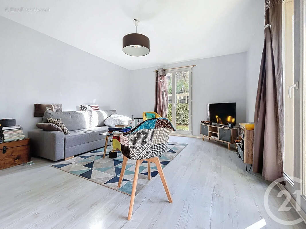 Appartement à LIEUSAINT