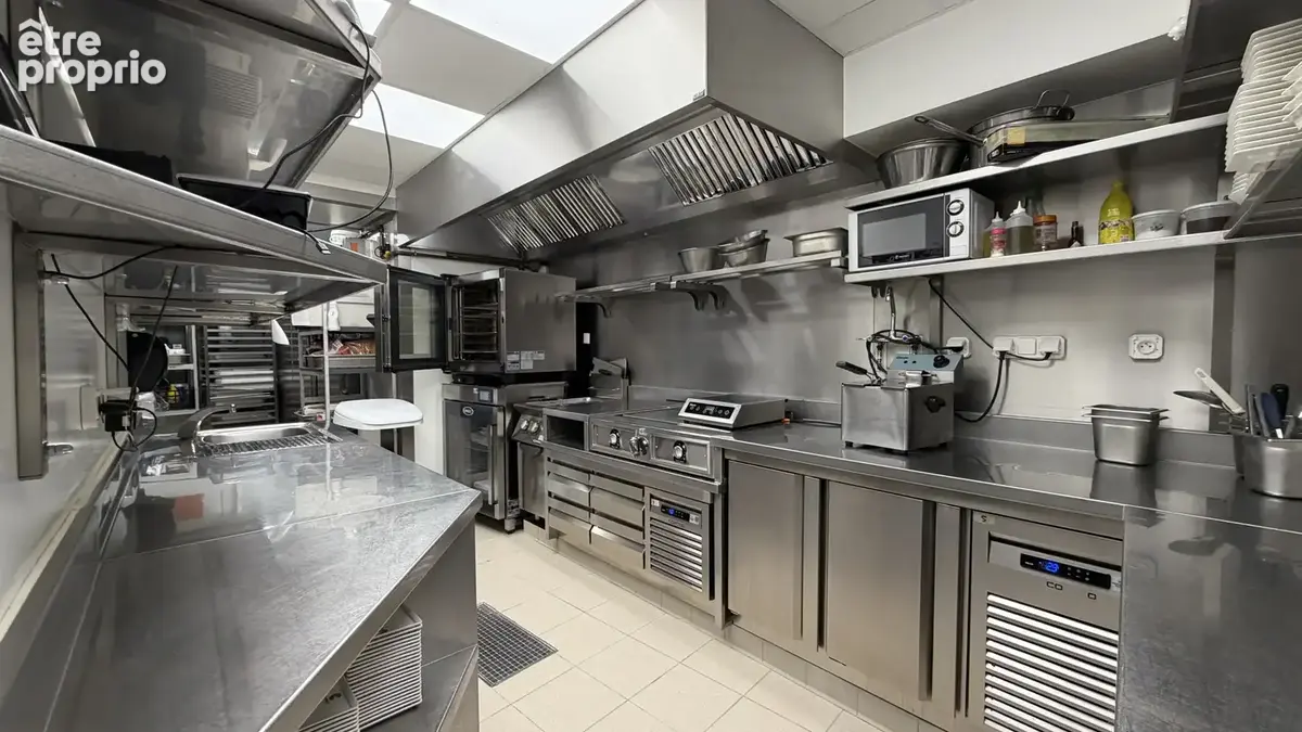 Manosque intra muros - fonds de commerce restaurant, brasserie - photo 9