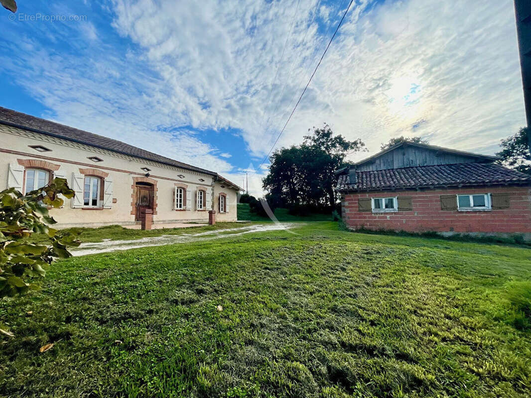 Maison à L&#039;ISLE-JOURDAIN
