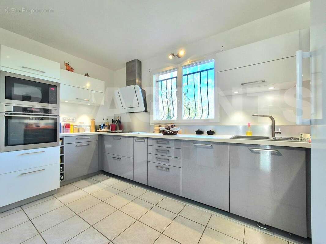 motion_photo_1227971867872535905 - Maison à MIREPOIX