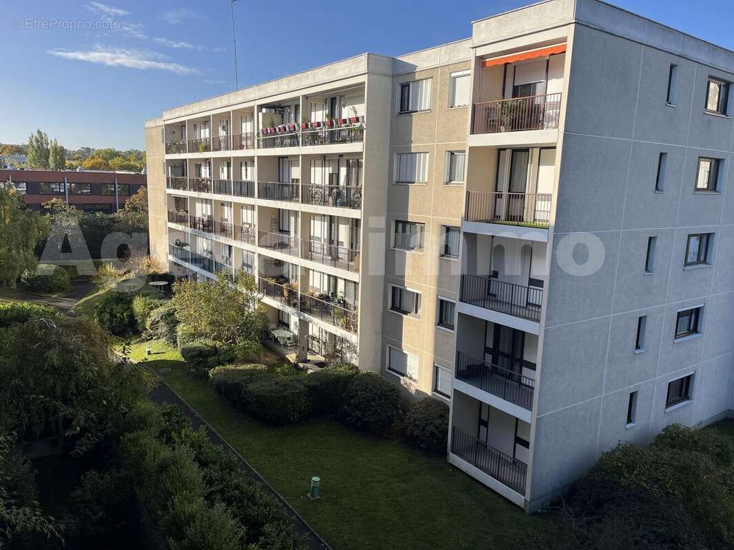 Résidence verdoyante - Appartement à YERRES