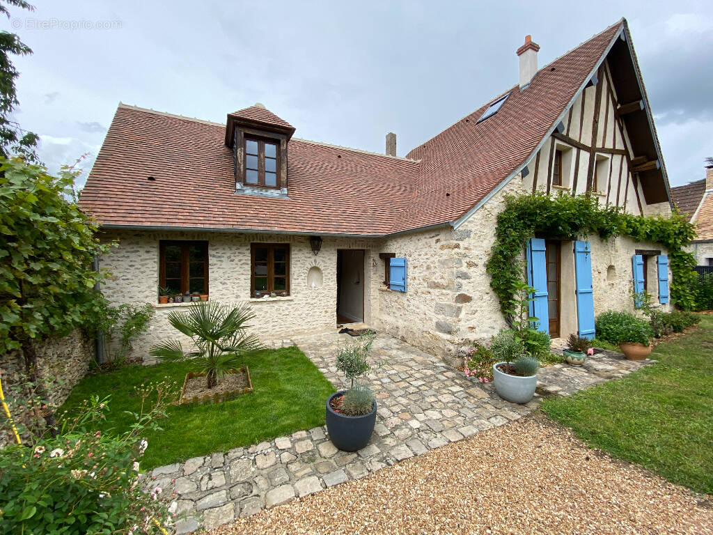 Maison à MONTFORT-L'AMAURY