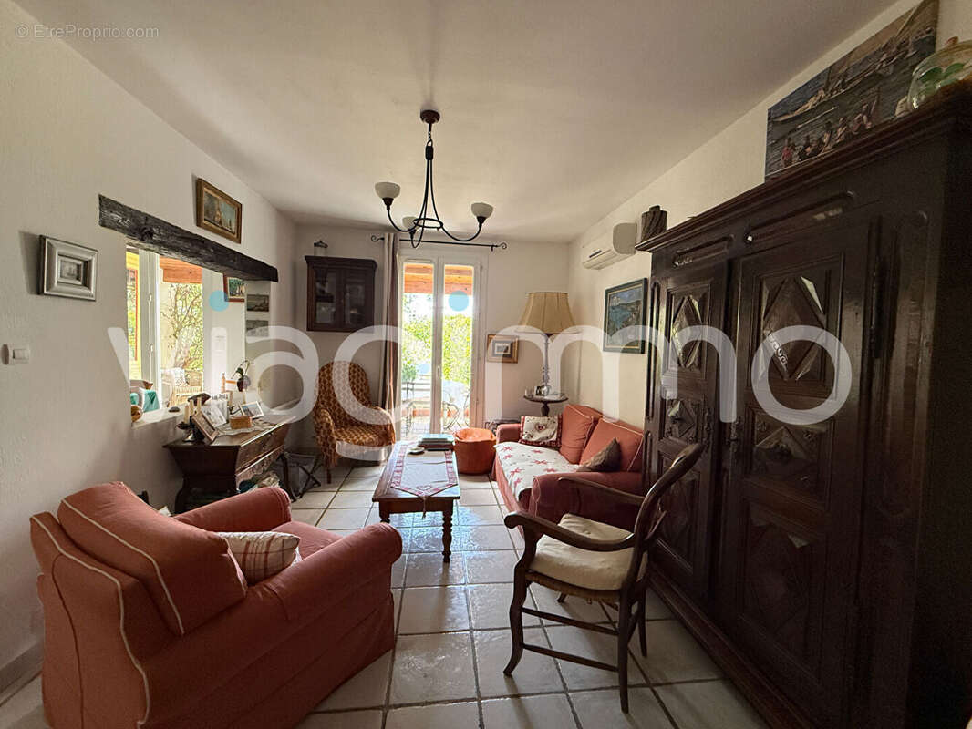 Maison Six Fours Les Plages 85 m2 - photo 6