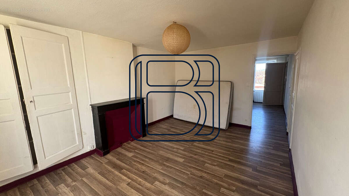 Appartement à AMBERT