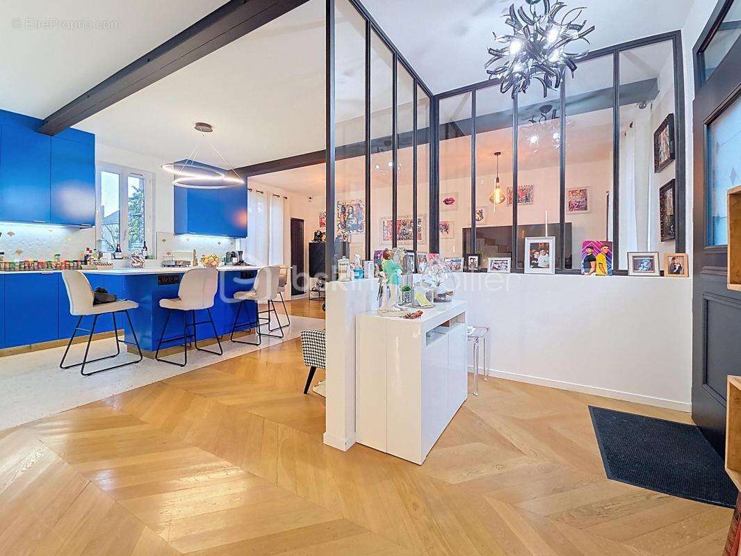 Maison à ROSNY-SOUS-BOIS