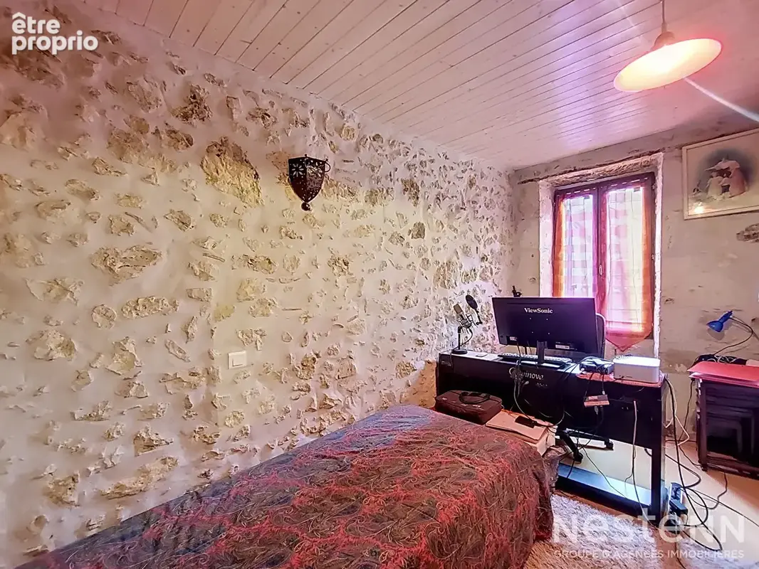 A Vendre Maison de ville en pierre de 136 m² avec jardin au coeur de Gondrin - photo 13