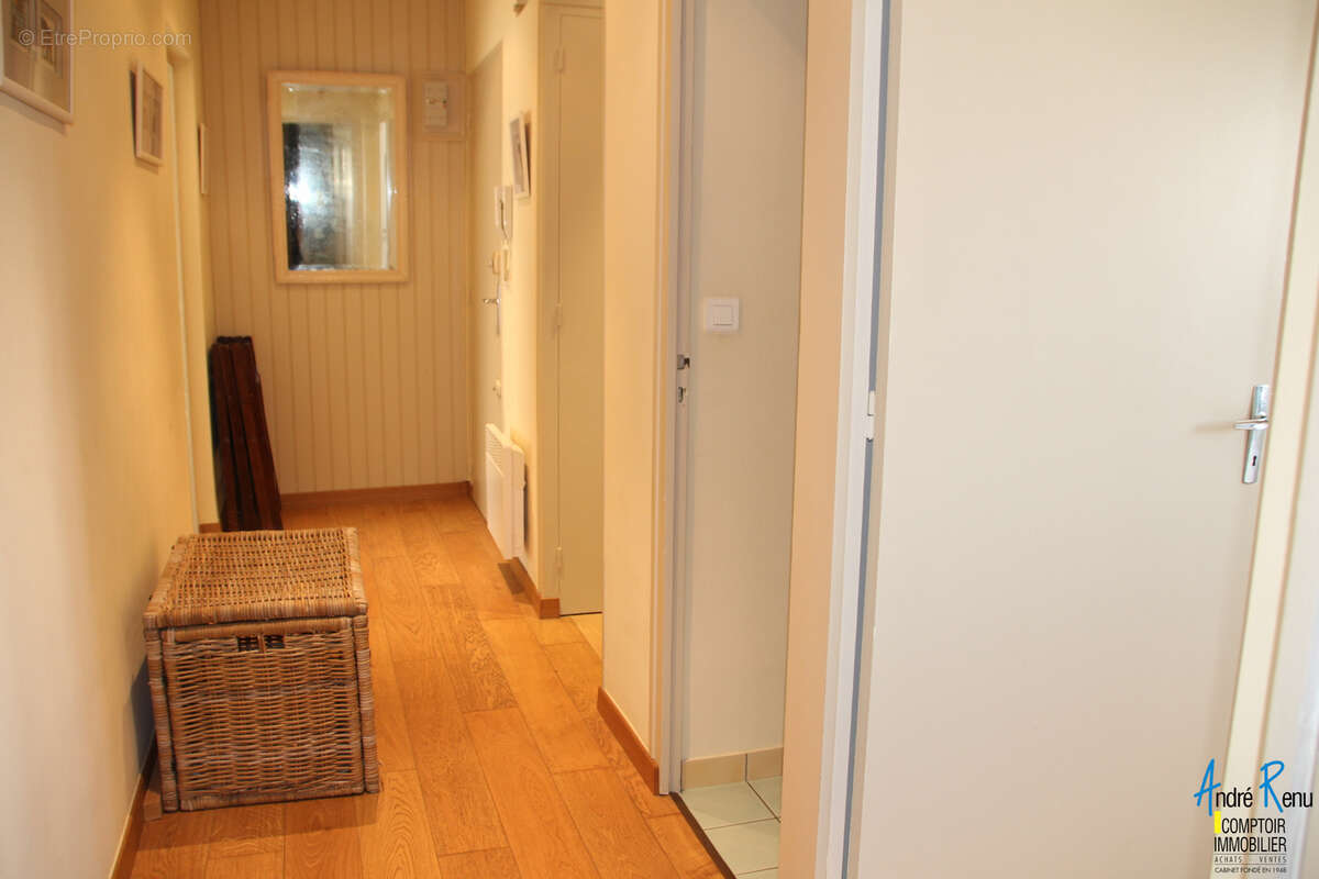 Bel appartement vue mer, plage de Vallières - photo 9