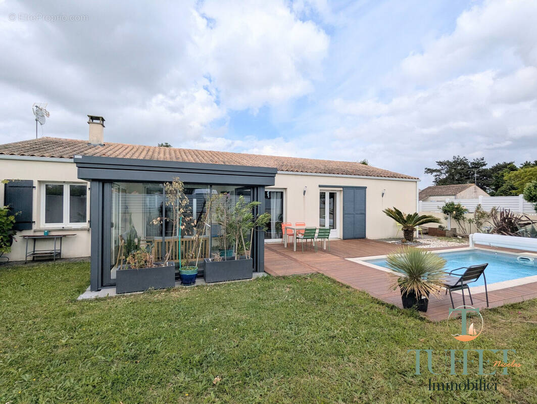 Maison à SAINT-JUST-LUZAC