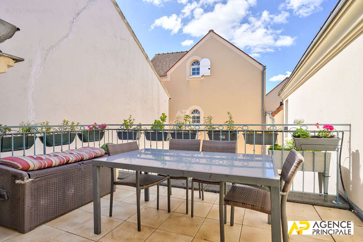 Appartement à MAISONS-LAFFITTE