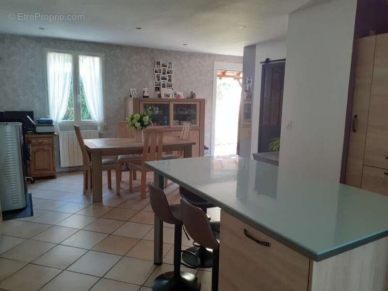 Maison à COUDES