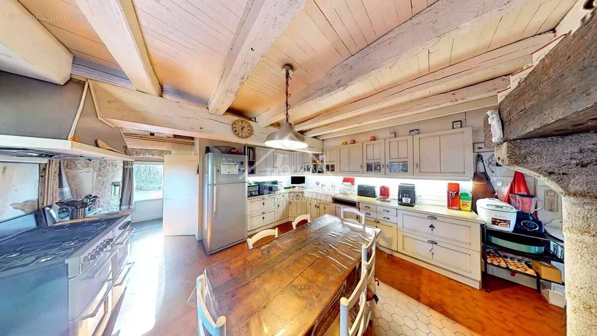 Maison à SAINT-POURCAIN-SUR-SIOULE