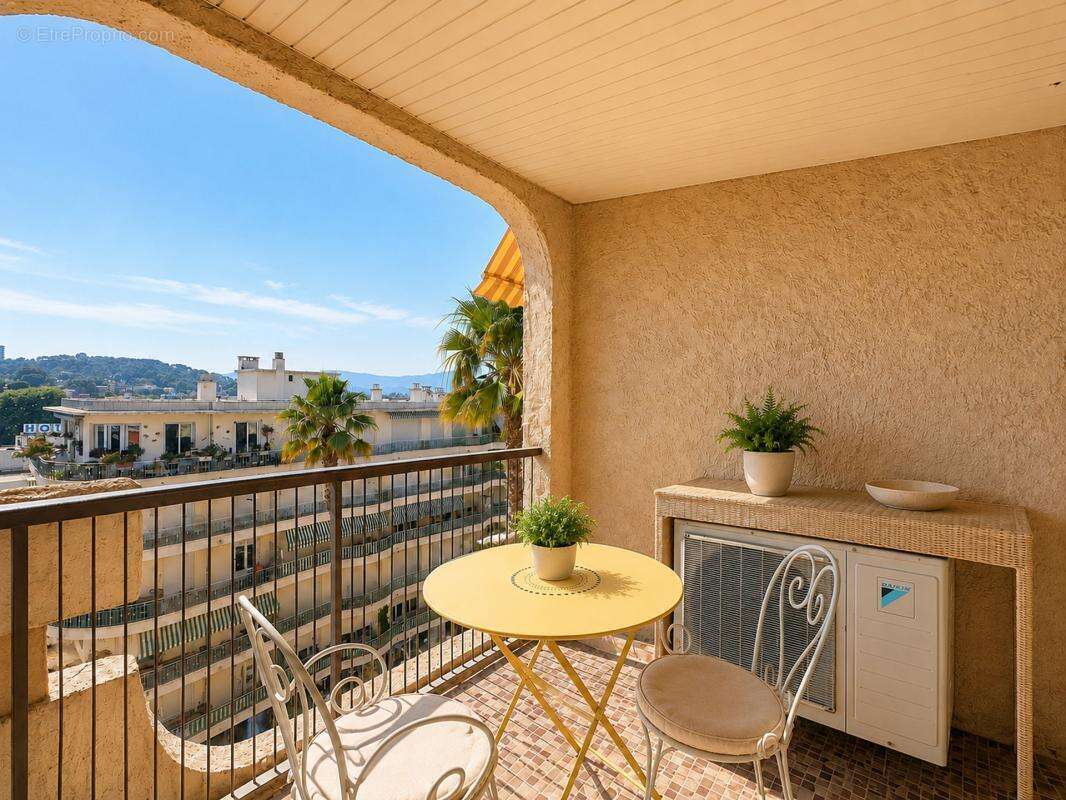 Appartement à CAGNES-SUR-MER