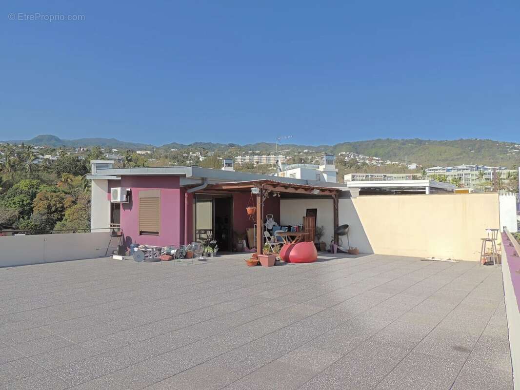Appartement à SAINT-DENIS