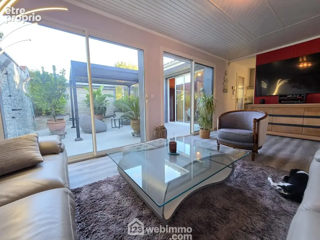 Maison 6 pièces 222 m² à vendre à Le Pian-Medoc (33290) - photo 8
