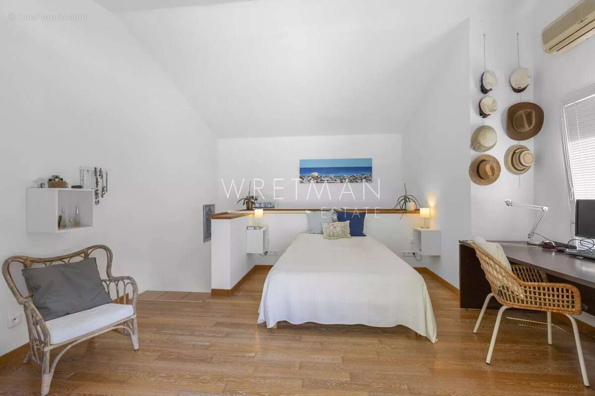 Jolie maison avec jardin et piscine - Valbonne - photo 14