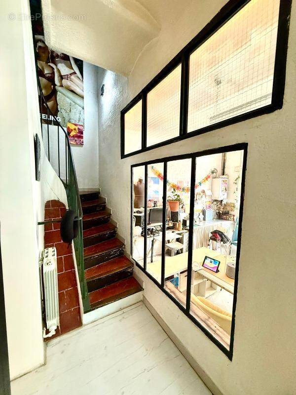 Appartement à MARSEILLE-1E