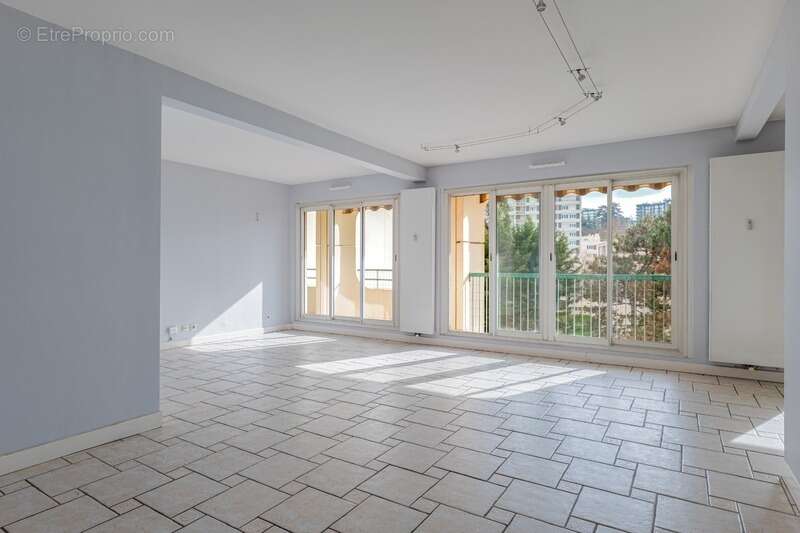 Appartement à LYON-9E