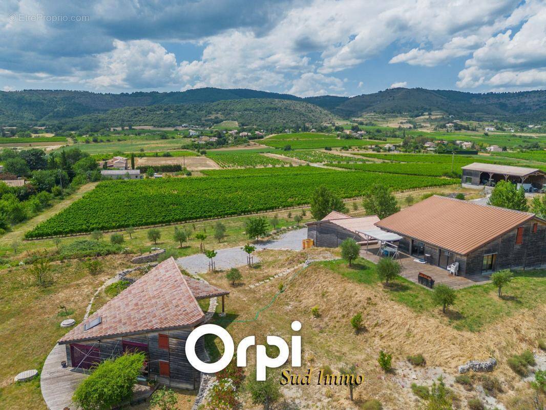 Appartement à ALBA-LA-ROMAINE