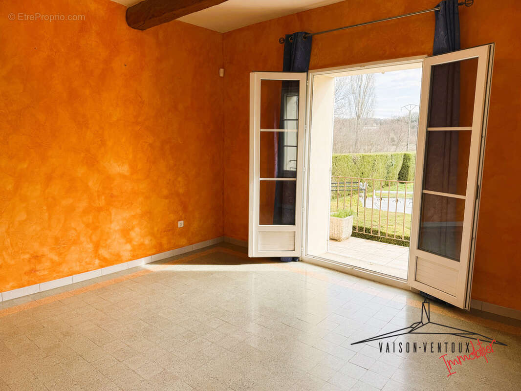 Maison à MALAUCENE