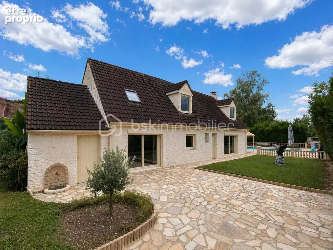 Maison à PERIGNY