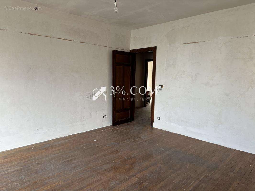 Appartement à MIRECOURT