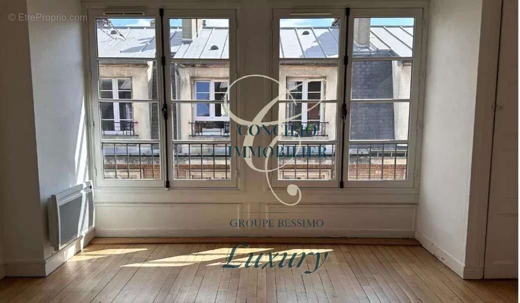 Appartement à VERSAILLES