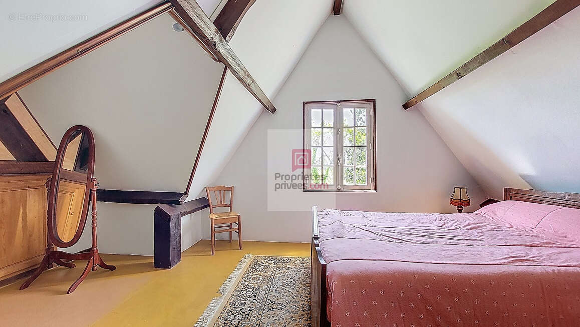 Maison à ROUFFIGNAC-SAINT-CERNIN-DE-REILHAC