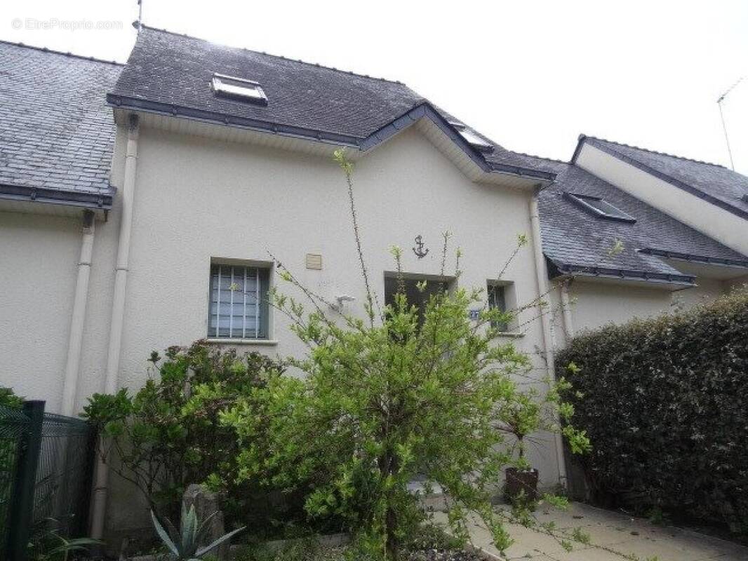 Photo 1 - Maison à LA TURBALLE