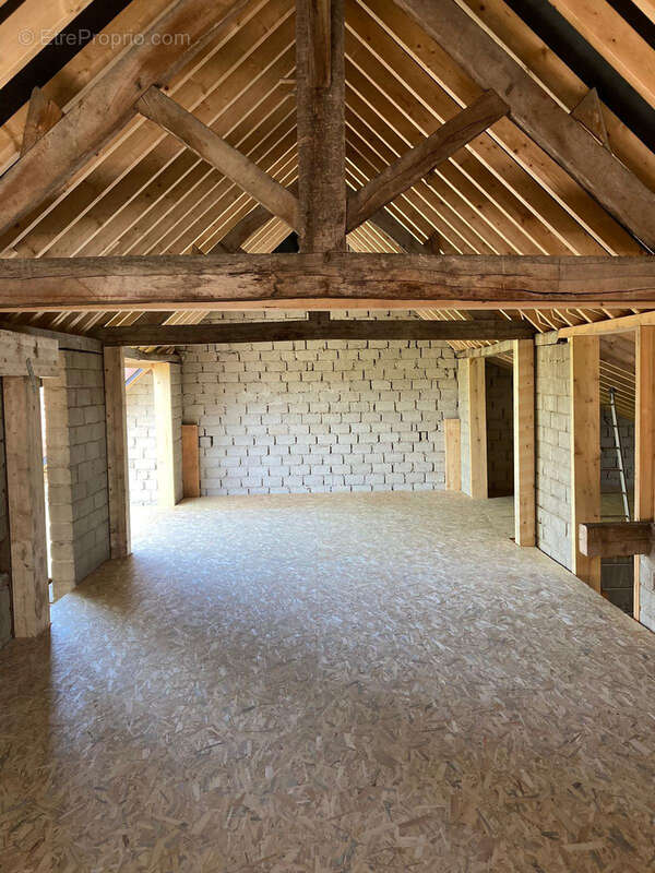 Maison à FRANGY-EN-BRESSE