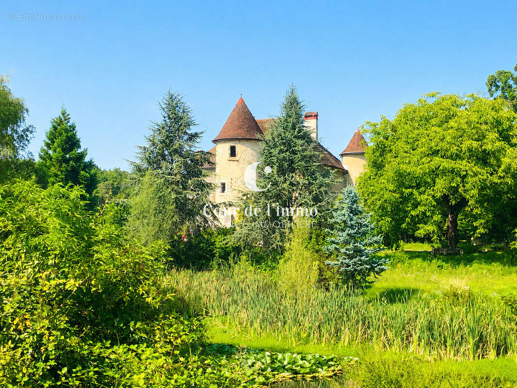 Maison à ARTHAZ-PONT-NOTRE-DAME