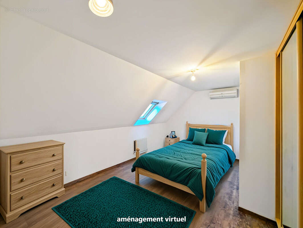 Maison à BOUSSY-SAINT-ANTOINE