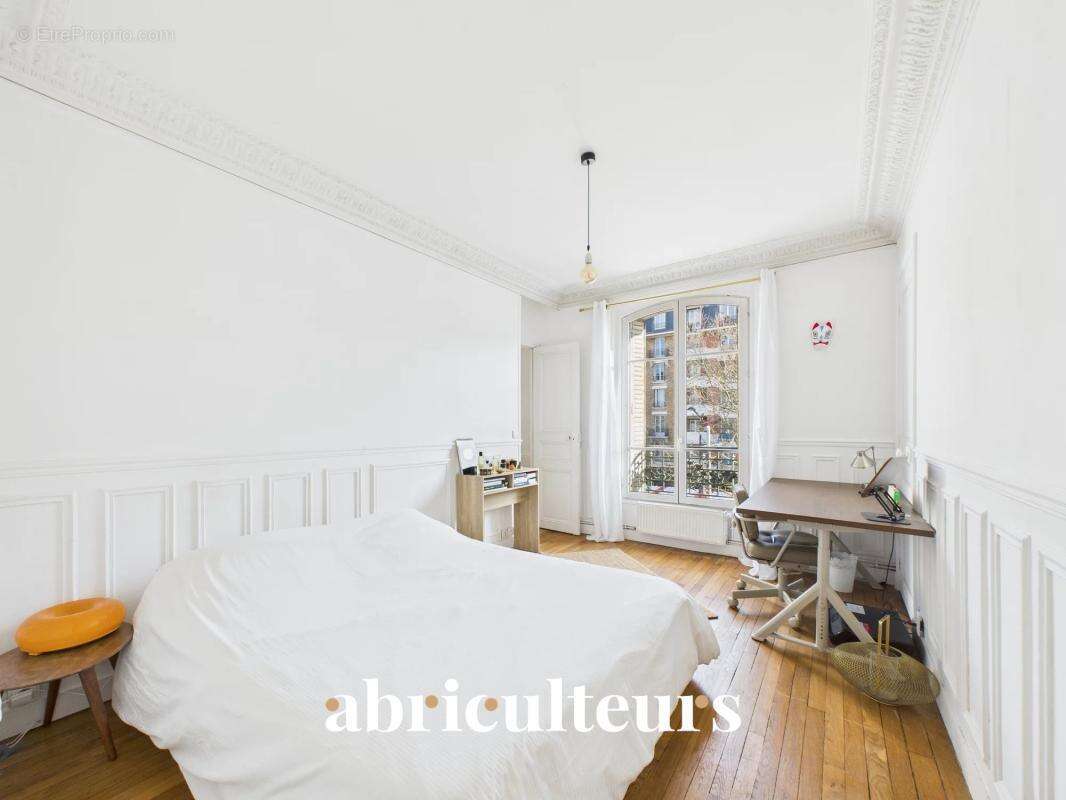 Appartement à PARIS-20E