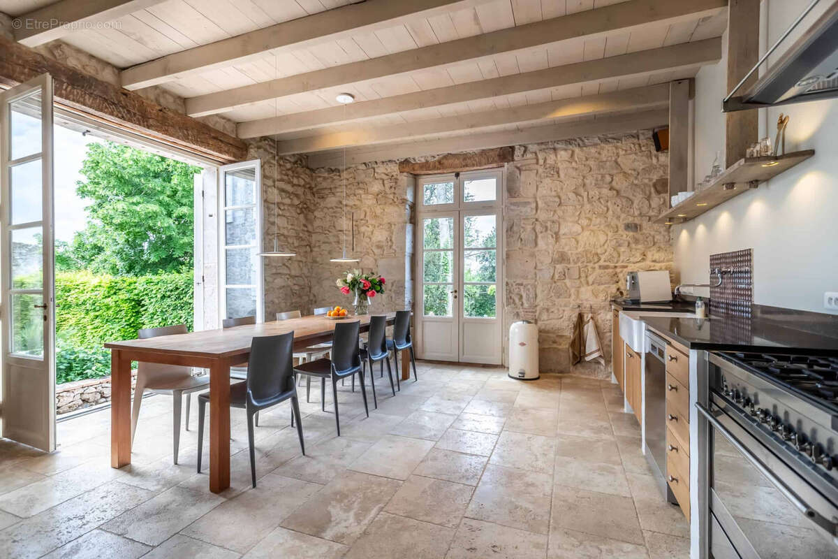Maison de village avec jardin et garage - photo 14