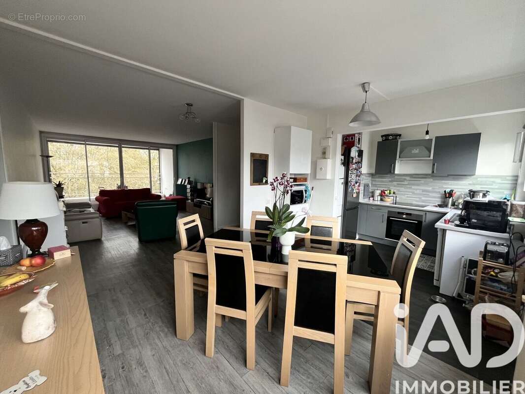 Photo 7 - Appartement à VAUX-LE-PENIL