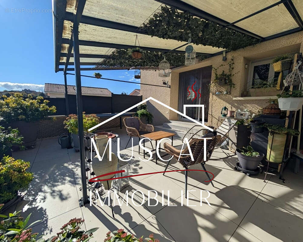 Appartement à VILLEFONTAINE