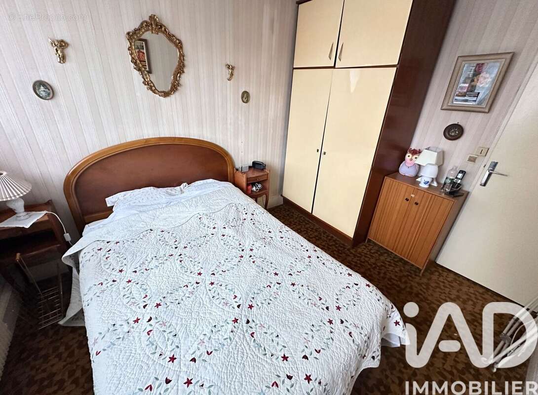 Photo 3 - Appartement à LA GARENNE-COLOMBES