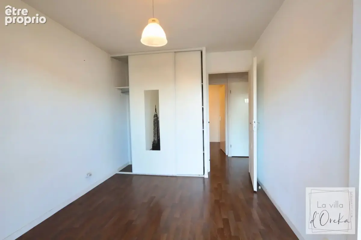 Bel Appartement T3 de 65m2 avec terrasse vue dégagée et 2 pl. parking - photo 8