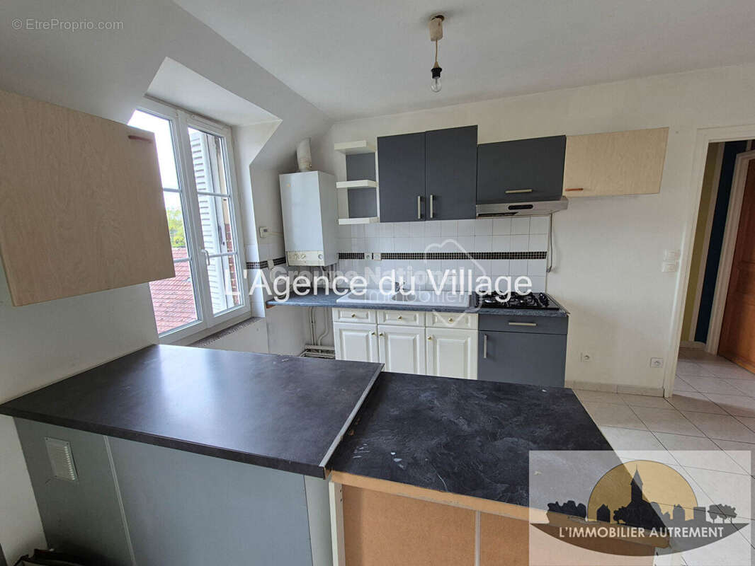 Appartement à HERMES