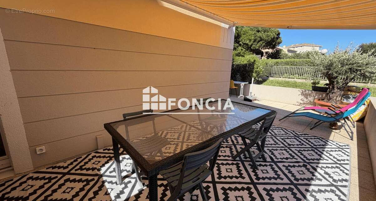 Appartement à HYERES