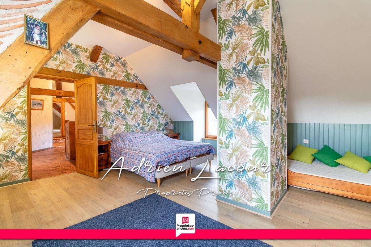 Maison à VILLEHERVIERS