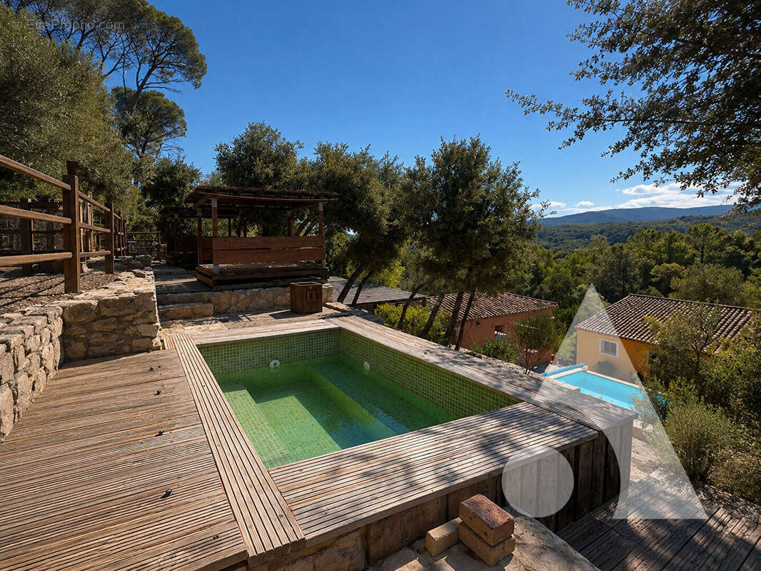 Maison à LORGUES