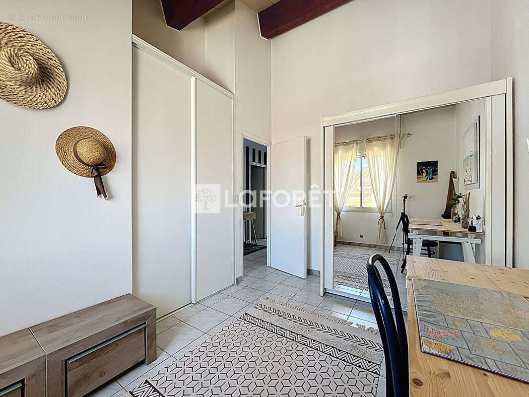 Argelès sur Mer, Appartement 5 pièces avec grand garage - photo 13