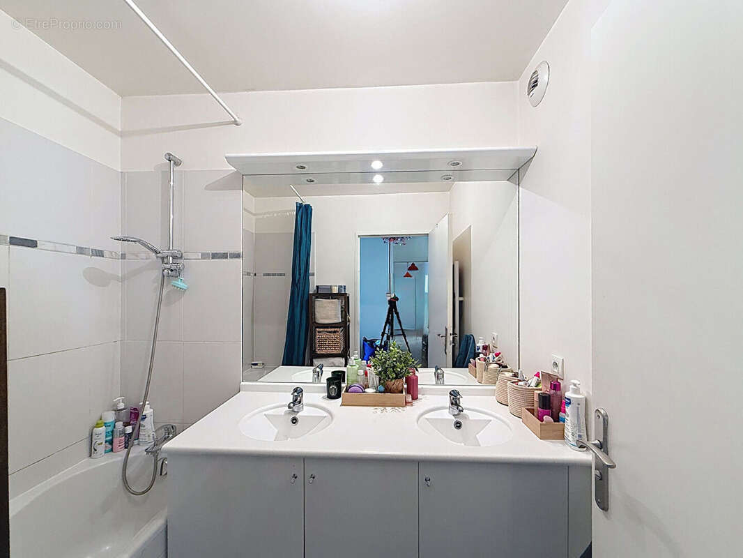 Appartement à LE PLESSIS-ROBINSON