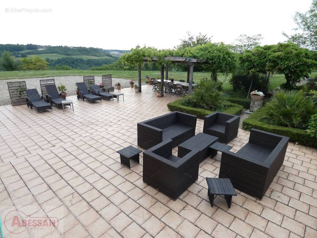 Maison à CORDES-SUR-CIEL