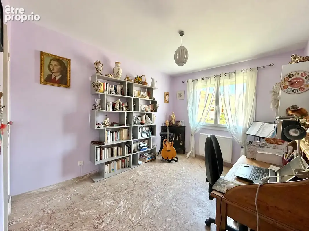 Les Lônes - T4 traversant de 78 m2 - Balcon Ouest - Stationnement privatif - photo 7